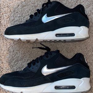 Nike Air Max Size 9